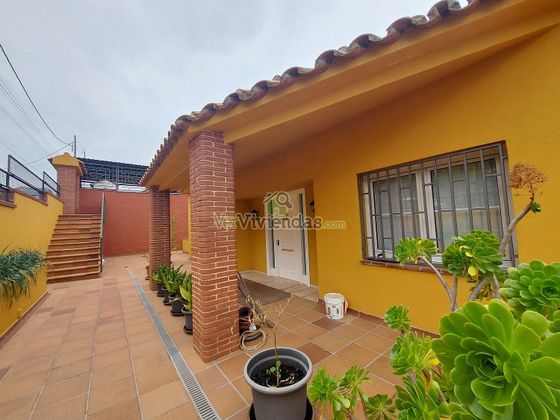 Foto 2 de Xalet en venda a Torrelles de Llobregat de 4 habitacions amb terrassa i garatge