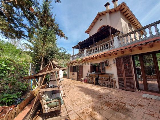 Foto 2 de Xalet en venda a Torrelles de Llobregat de 5 habitacions amb terrassa i jardí