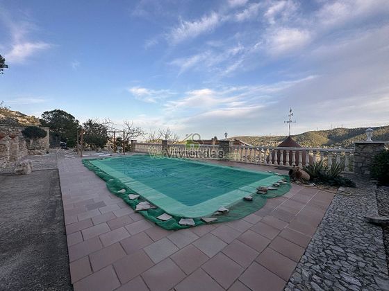 Foto 2 de Chalet en venta en Vallirana de 3 habitaciones con terraza y piscina