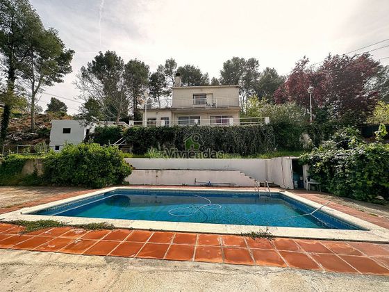 Foto 2 de Venta de chalet en Palma de Cervelló, La de 3 habitaciones con terraza y piscina