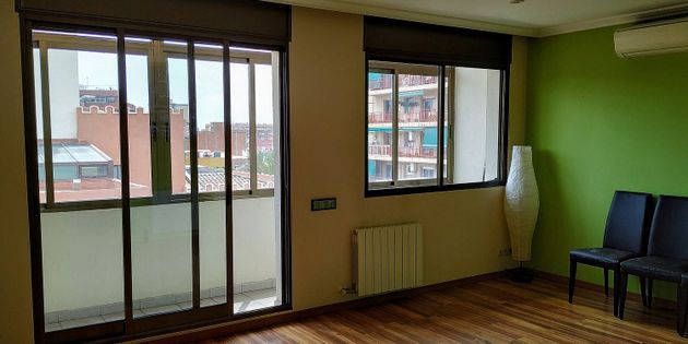 Foto 2 de Pis en venda a pasaje De la Mare de Déu de Pompeia de 3 habitacions amb balcó i aire acondicionat