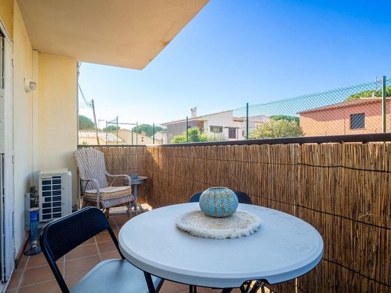 Foto 1 de Venta de piso en Escala, L´ de 2 habitaciones con terraza y piscina