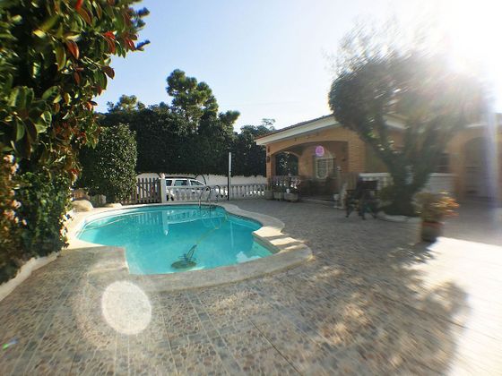 Foto 1 de Xalet en venda a Santa Maria-Eixample-Sud Sumella de 5 habitacions amb terrassa i piscina