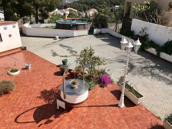Foto 2 de Casa en venda a Canyelles de 3 habitacions amb terrassa i garatge