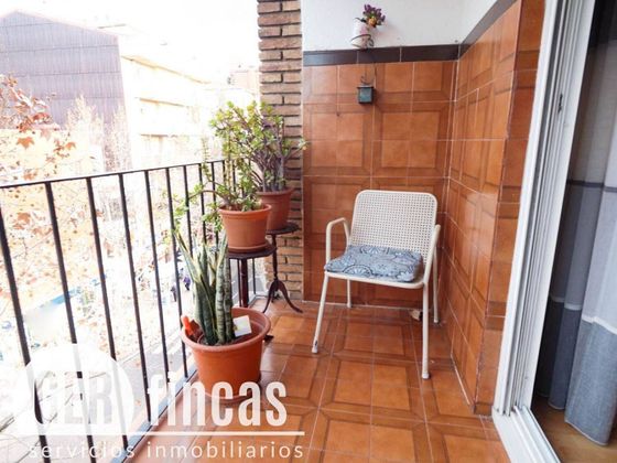 Foto 2 de Piso en venta en Creu de Barberà de 4 habitaciones con balcón y aire acondicionado