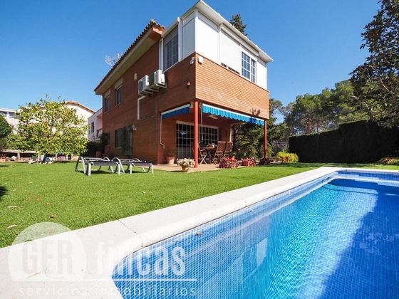Foto 1 de Xalet en venda a Les Fonts de 5 habitacions amb terrassa i piscina