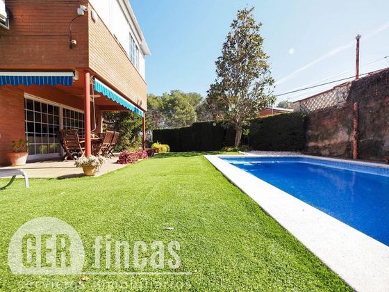 Foto 2 de Xalet en venda a Les Fonts de 5 habitacions amb terrassa i piscina
