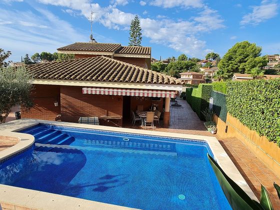 Foto 2 de Xalet en venda a Castellvell del Camp de 5 habitacions amb terrassa i piscina