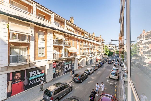 Foto 1 de Pis en venda a calle De Castellvell de 2 habitacions amb garatge i balcó