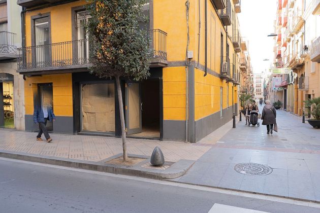 Foto 1 de Local en lloguer a calle Prat de la Riba de 130 m²