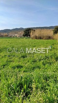 Foto 1 de Venta de terreno en Castell d'Aro de 2848 m²