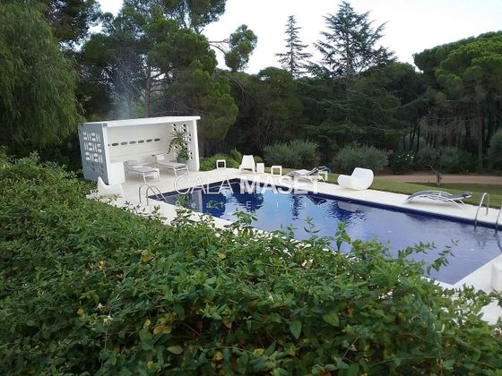 Foto 1 de Casa en venta en Vall-Llobrega de 5 habitaciones con terraza y piscina