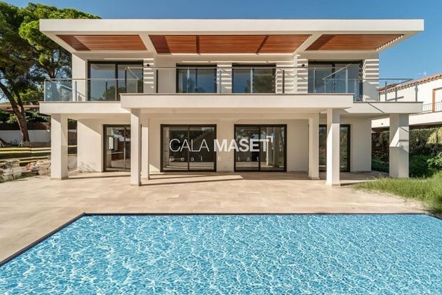 Foto 2 de Casa en venda a Els Pins - Politur de 4 habitacions amb terrassa i piscina