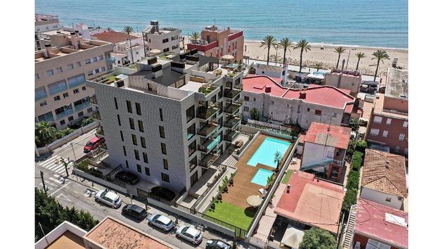 Foto 2 de Àtic en venda a Segur Platja de 3 habitacions amb terrassa i piscina
