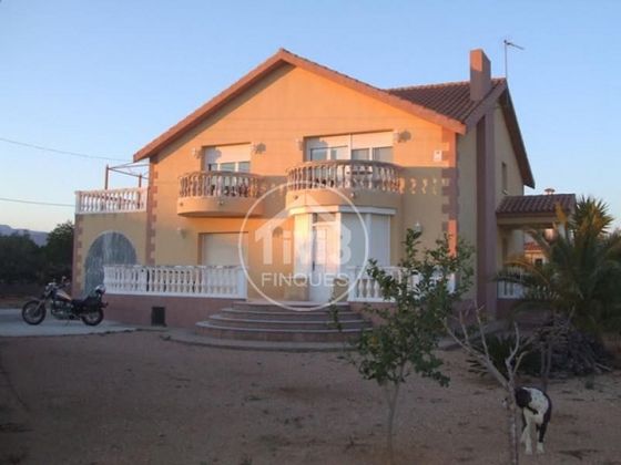 Foto 2 de Casa en venta en Mont-Roig de 6 habitaciones con terraza y piscina