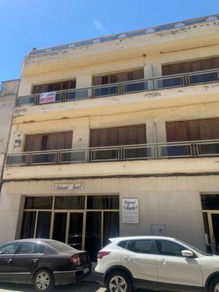 Foto 1 de Pis en venda a calle Llibertat de 5 habitacions amb terrassa i balcó