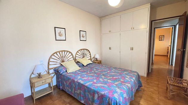 Foto 2 de Piso en venta en Sant Pol de Mar de 2 habitaciones con terraza y calefacción