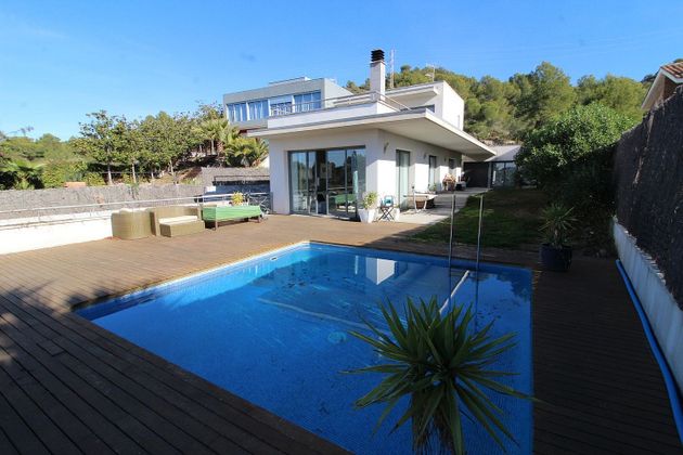 Foto 2 de Xalet en venda a avenida De Les Corts D'aragó de 4 habitacions amb terrassa i piscina
