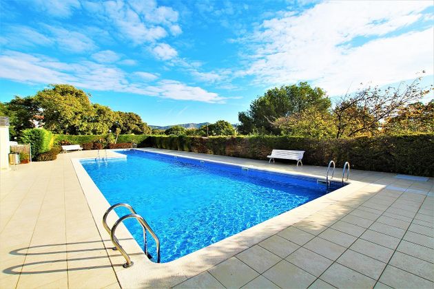 Foto 1 de Pis en venda a calle Del Coll de 3 habitacions amb terrassa i piscina