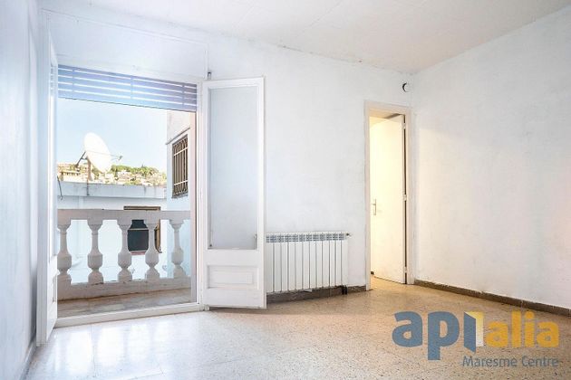 Foto 1 de Casa adossada en venda a Vilassar de Dalt de 4 habitacions amb terrassa i balcó