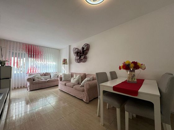 Foto 1 de Piso en venta en Premià de Mar de 4 habitaciones con terraza y balcón