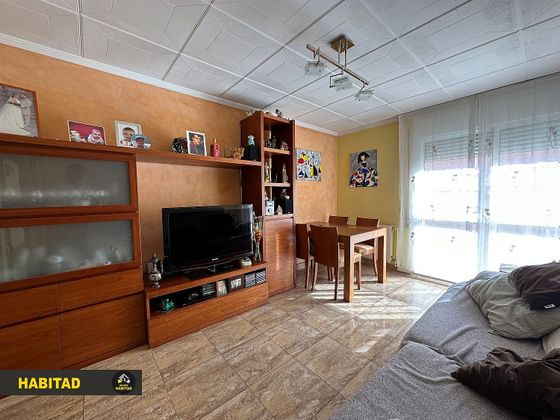 Foto 1 de Pis en venda a Centre - Sant Boi de Llobregat de 4 habitacions amb aire acondicionat i calefacció