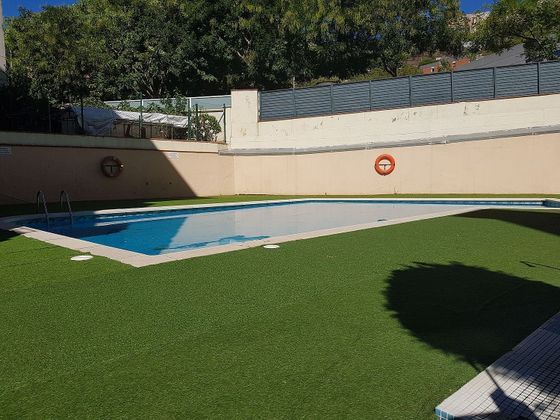 Foto 2 de Pis en venda a Singuerlín - Can Franquesa - Les Oliveres de 3 habitacions amb terrassa i piscina