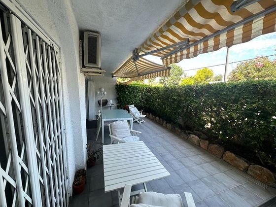 Foto 2 de Piso en venta en Coma-Ruga de 3 habitaciones con terraza y garaje