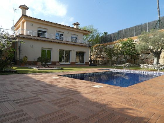 Foto 1 de Xalet en venda a Puigventós de 4 habitacions amb terrassa i piscina