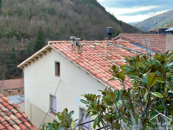 Foto 2 de Chalet en venta en Ribes de Fresser de 6 habitaciones con terraza y jardín