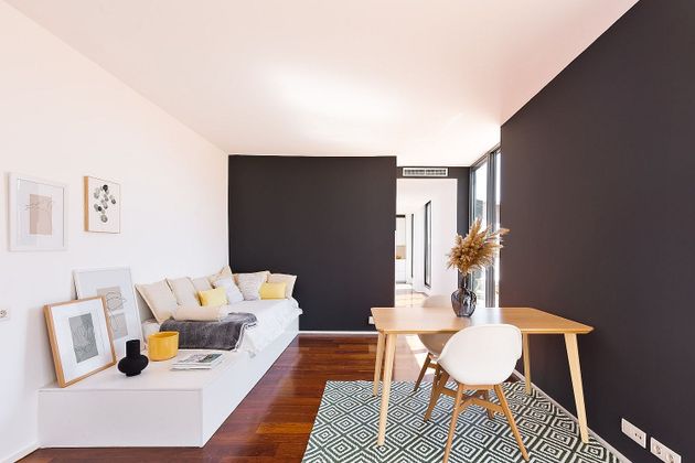 Foto 1 de Àtic en lloguer a El Gòtic de 1 habitació amb terrassa i mobles