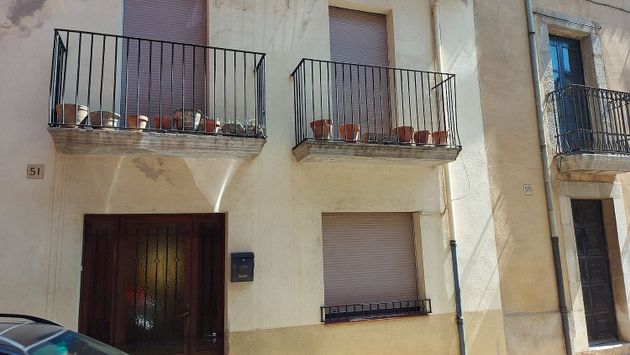 Foto 2 de Casa adossada en venda a calle Major de 4 habitacions amb terrassa i jardí