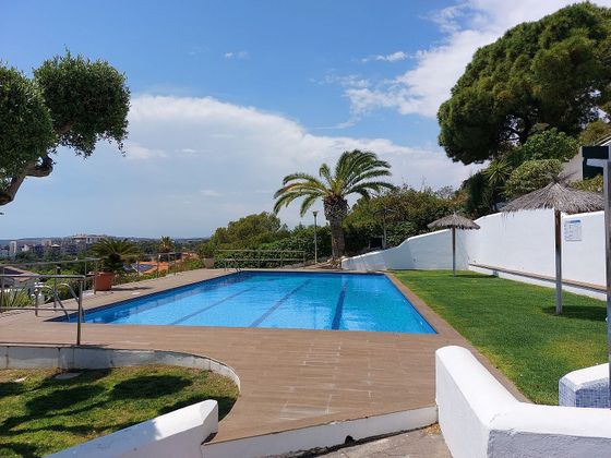 Foto 2 de Casa adossada en venda a Levantina - Montgavina - Quintmar de 4 habitacions amb terrassa i piscina