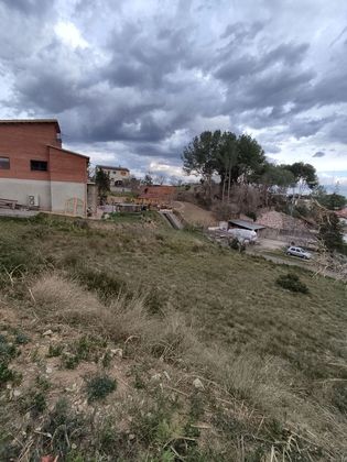 Foto 1 de Venta de terreno en Castellnou - Can Mir - Sant Muç de 984 m²