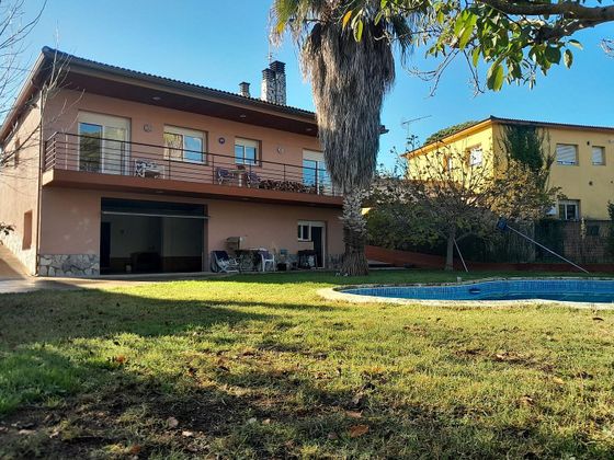 Foto 2 de Casa en venda a Niàgara Parc - Ágora Parc - Roca Rossa de 4 habitacions amb piscina i garatge