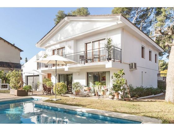 Foto 2 de Casa en venda a Montmar de 6 habitacions amb terrassa i piscina
