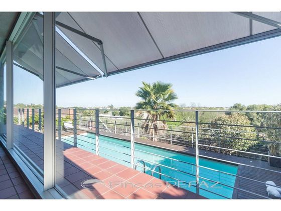 Foto 1 de Casa en venda a Montmar de 5 habitacions amb terrassa i piscina