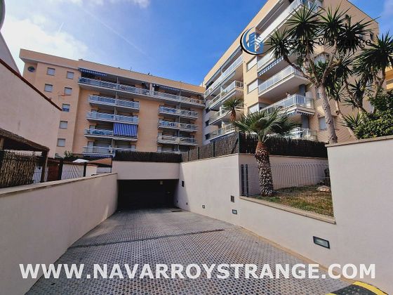 Foto 1 de Piso en venta en calle Enrico Caruso de 2 habitaciones con terraza y piscina