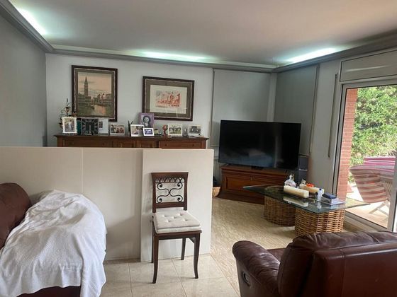 Foto 2 de Piso en venta en Montgat de 3 habitaciones con jardín y calefacción