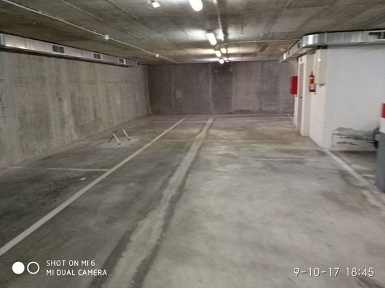 Foto 2 de Garatge en lloguer a calle Capitans Comellas de 31 m²