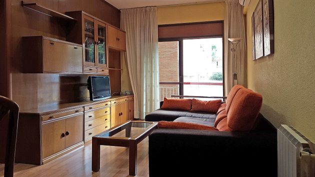 Foto 1 de Piso en venta en Centre - Cornellà de Llobregat de 3 habitaciones con garaje y balcón