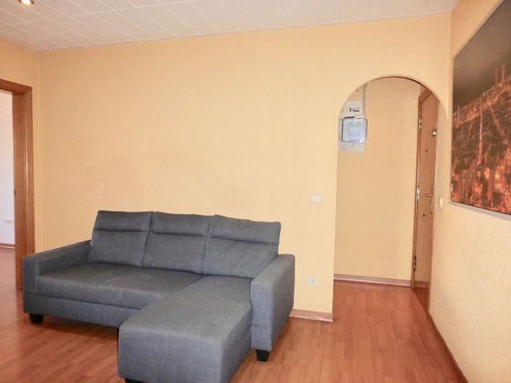 Foto 2 de Pis en venda a Almeda - El Corte Inglés de 2 habitacions amb aire acondicionat i calefacció