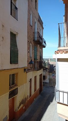 Foto 1 de Casa en venda a calle Isabel de 4 habitacions amb terrassa i balcó