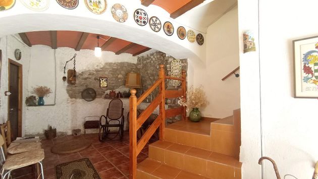 Foto 1 de Casa en venda a calle Sant Joan de 4 habitacions amb terrassa i garatge