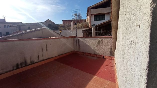 Foto 2 de Venta de casa en calle Sant Joan de 4 habitaciones con terraza y garaje