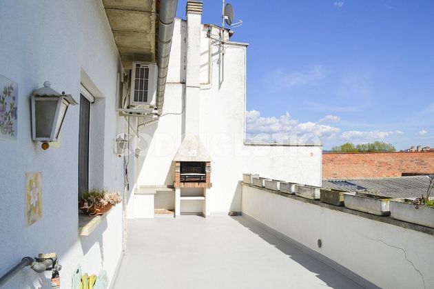 Foto 2 de Casa en venda a calle Polígon Mas Galí de 4 habitacions amb terrassa i jardí