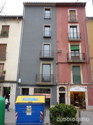 Foto 1 de Local en venta en plaza Dels Sants Màrtirs con terraza