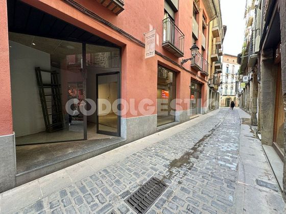 Foto 2 de Local en lloguer a calle De Cardona de 101 m²