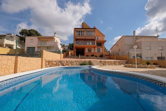 Foto 1 de Xalet en venda a Pobla de Montornès, la de 3 habitacions amb terrassa i piscina