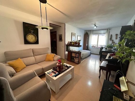 Foto 1 de Piso en venta en Centre - Pineda de Mar de 3 habitaciones con calefacción